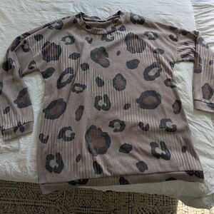 Leopard Print Long Sleeve Top